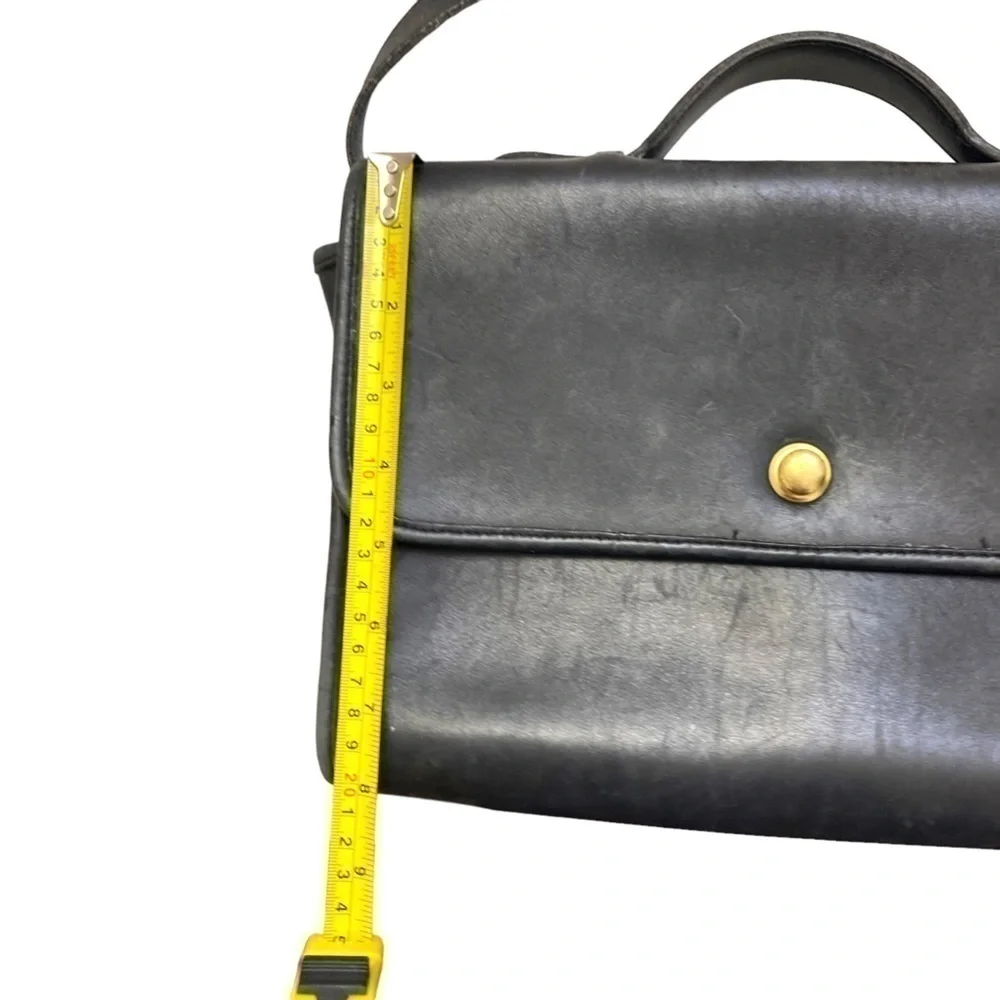 Coach vintage rare black leather avenue shoulder crossbody messenger bag
